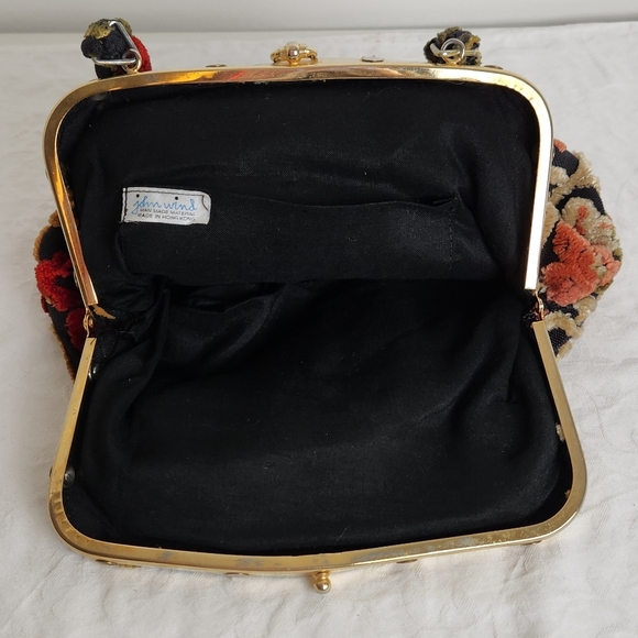John Wind Chenille Floral Purse - Picture 8 of 14